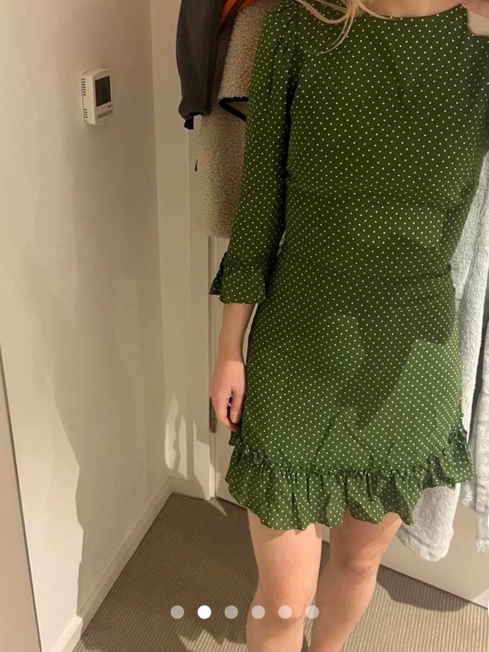 Reformation Doutzen Green White Polka Dot Ruffle Hem mini Dress size 2 - Picture 8 of 9